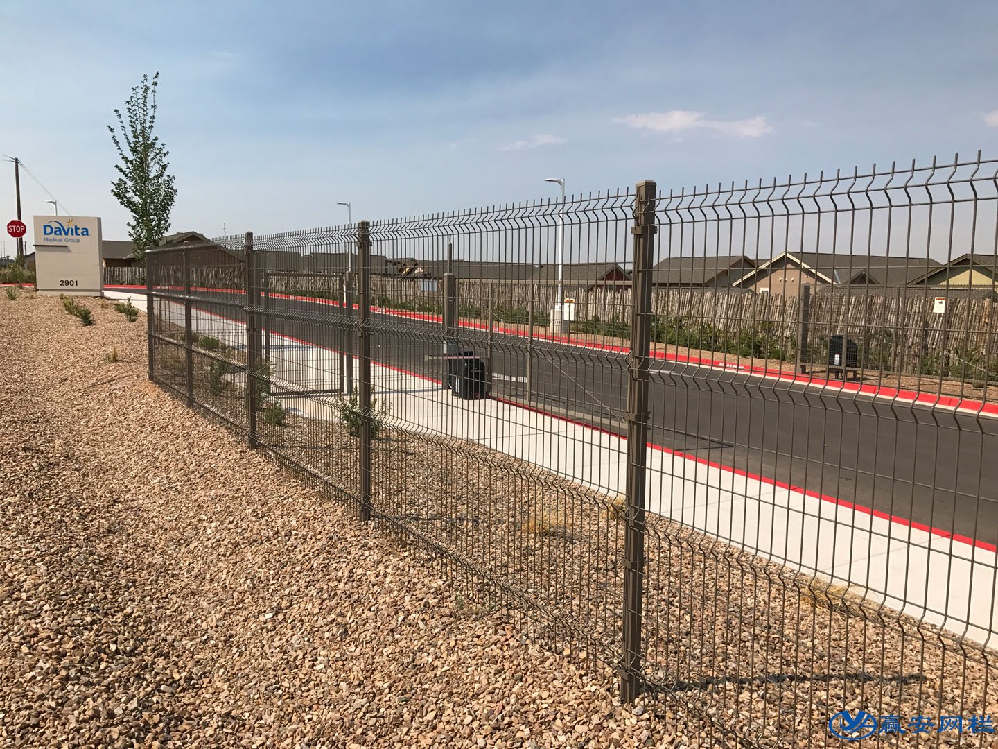 公路隔離柵
