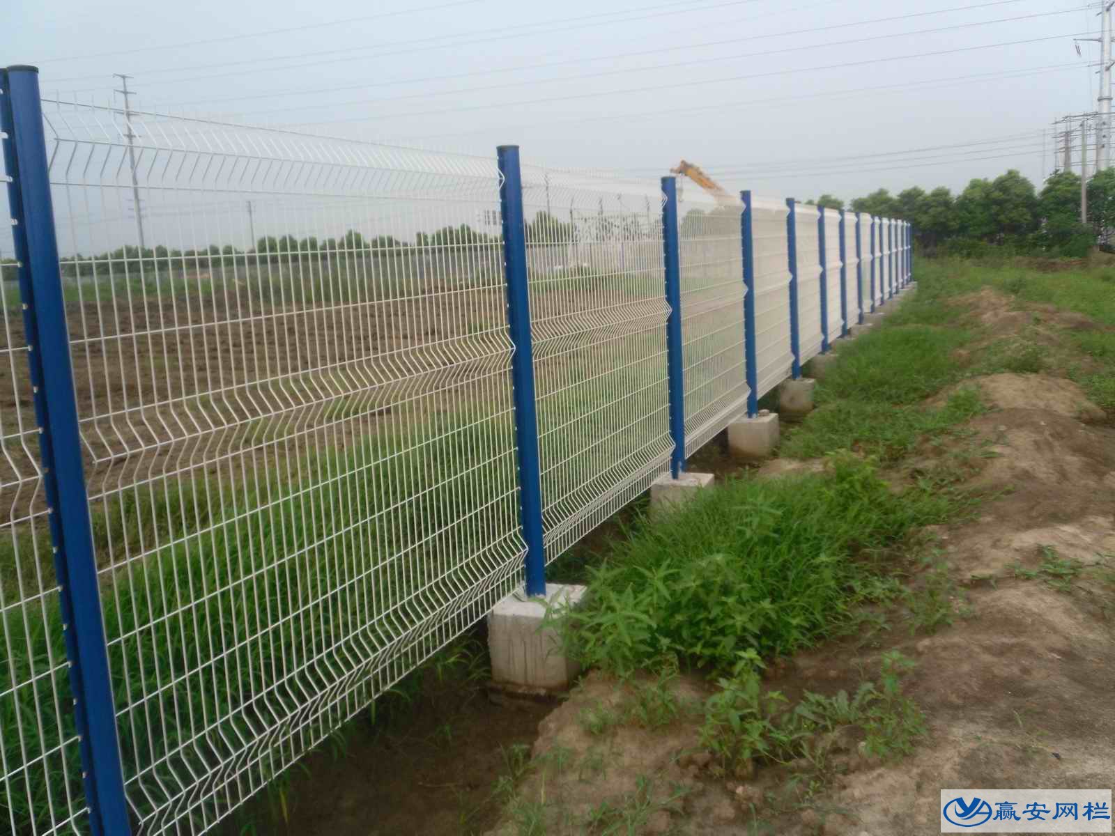 鐵絲網圍欄