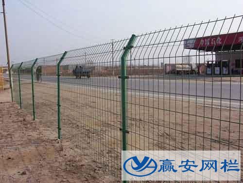 公路護欄網價格