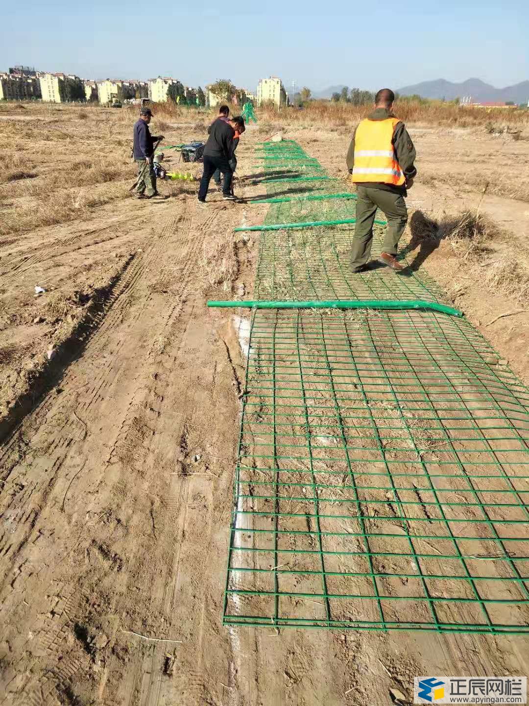 土地圈地圍欄網(wǎng)