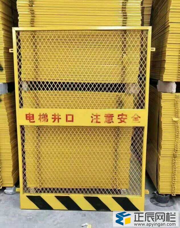 護欄網(wǎng)廠家現(xiàn)貨供應