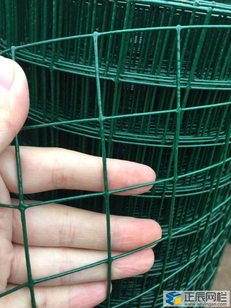 鐵絲網圍欄網一卷