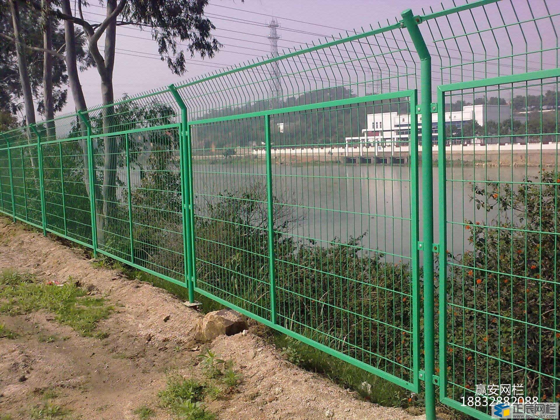 水庫防護(hù)欄圖片2
